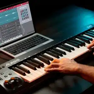 alesis q49 mkii bo dieu khien ban phim usb midi 49 phim 600x375.png