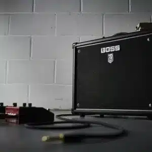 boss ktn 50 2 loa guitar dien 3