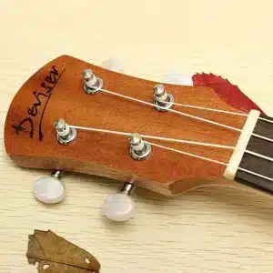 DEVISER UK21-50 Đàn UKULELE SOPRANO SAPELE 21" deviser uk21 50 dan ukulele soprano sapele 21 600x600.jpg