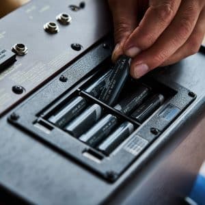 roland ac 22lx loa guitar dien 3