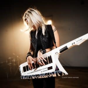 ROLAND AX-EDGE-B Đàn Synthesizer Keytar roland ax edge b dan synthesizer keytar