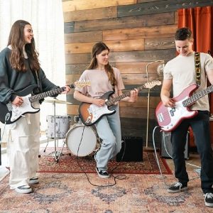 Squier 0379600554 ĐÀN ĐIỆN DEBUT STRAT LRL WPG DKR squier 0379600554 1