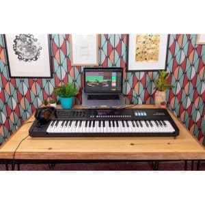 ROLAND JUNO-D7 Đàn phím điện tử ban nhạc roland juno d7 dan phim dien tu ban nhac 2 600x600