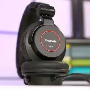 TASCAM TH-11 Tai Nghe Kiểm Âm tascam th 11 tai nghe kiem am 600x600.jpg