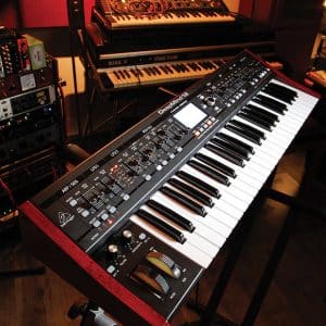 behringer deepmind 12 thiet bi tong hop da am thanh keyboard 1