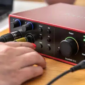 Focusrite Scarlett 16i16 ( 4th Gen ) – Interface soundcard Focusrite Scarlett 16i16 gen4