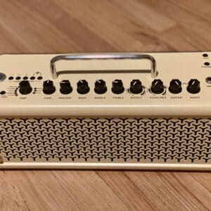 ampli guitar yamaha thr10ii 1