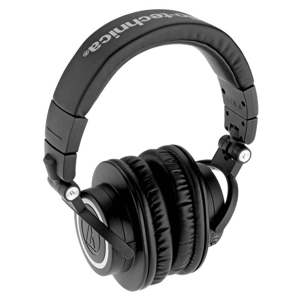 audio technica ath m50xbt tai nghe bluetooth khong day 1 audio technica ath m50xbt tai nghe bluetooth khong day 1
