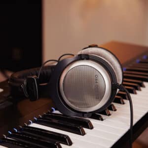 Beyerdynamic DT880 PRO – Tai Nghe Kiểm Âm Beyerdynamic DT 880 Pro AZ Audio and Game Store