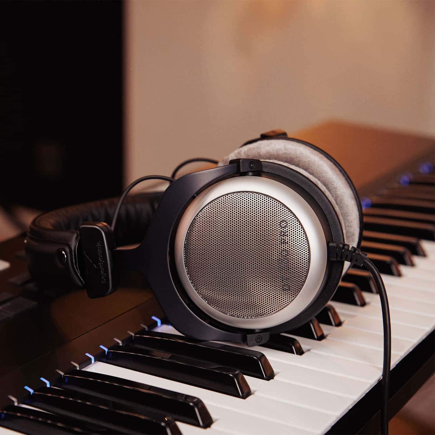 Beyerdynamic DT 880 Pro AZ Audio and Game Store Beyerdynamic DT 880 Pro AZ Audio and Game Store