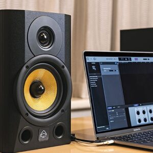 loa kiem am wharfedale pro diamond studio 5 bt