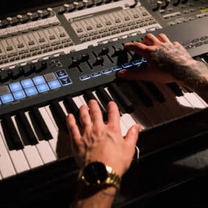 novation flkey 49 keyboard controller 3