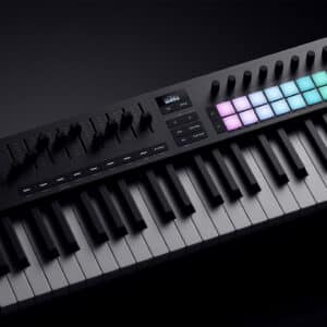 Novation Launchkey 61 MK4 Keyboard Controller novation launchkey 61 mk4 1