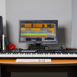 Novation Launchkey 88 Keyboard Controller novation launchkey 88 keyboard controller 2