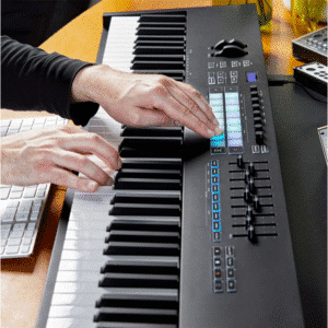Novation Launchkey 88 Keyboard Controller novation launchkey 88 keyboard controller 3