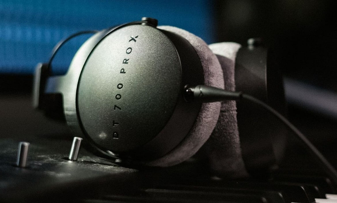 tai nghe beyerdynamic dt700 pro x 3 tai nghe beyerdynamic dt700 pro x 3