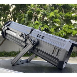 300w profile zoom ip 3200k 2