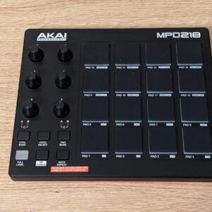 akai mpd218 1