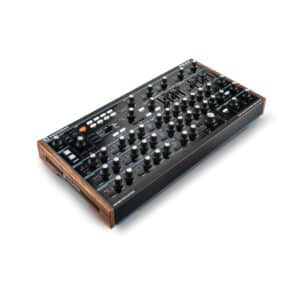 novation peak 2