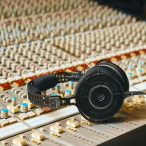 tai nghe kiem am audio technica ath r50x open back headphone