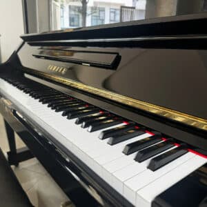 dan piano co yamaha ux 5